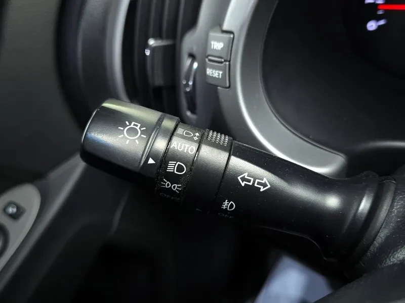 Kia Sportage 2.0 CRDi 4WD, снимка 15 - Автомобили и джипове - 54274971