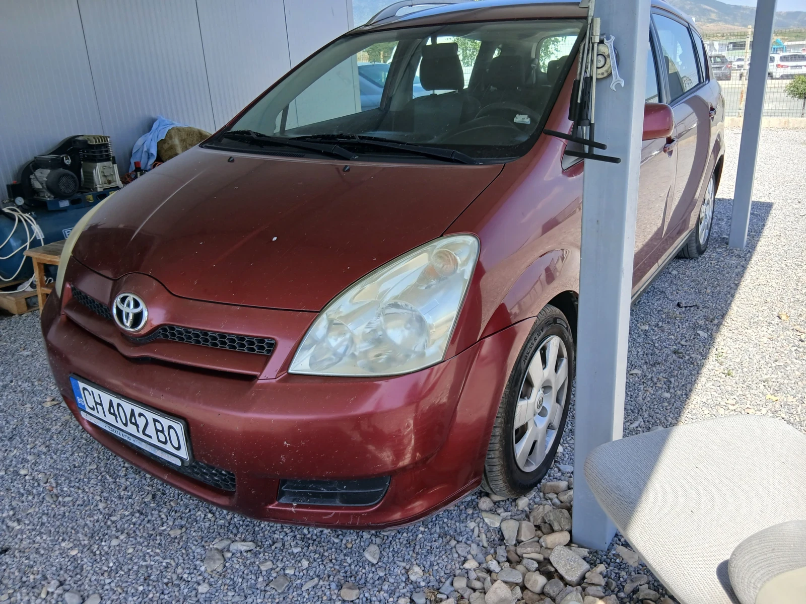 Toyota Corolla verso 7 МЕСТА , снимка 3 - Автомобили и джипове - 47657275