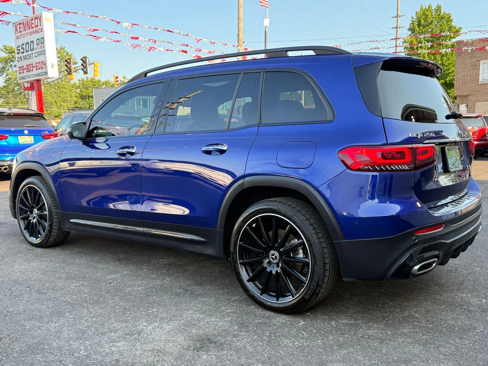 Mercedes-Benz GLB AMG PACK* 7МЕСТА* 360* BURMASTER* KEYLESS* PANO - изображение 5