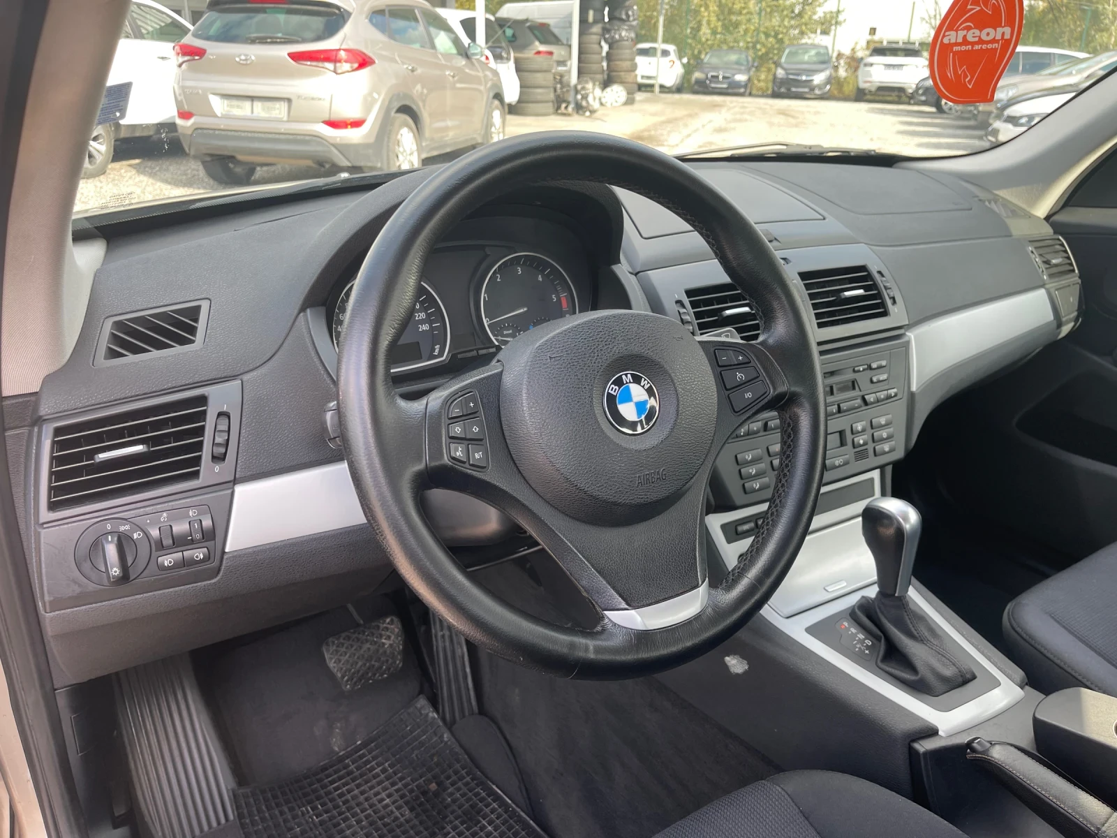 BMW X3 2.0D-4x4-АВТОМАТИК-ОХРА - изображение 9