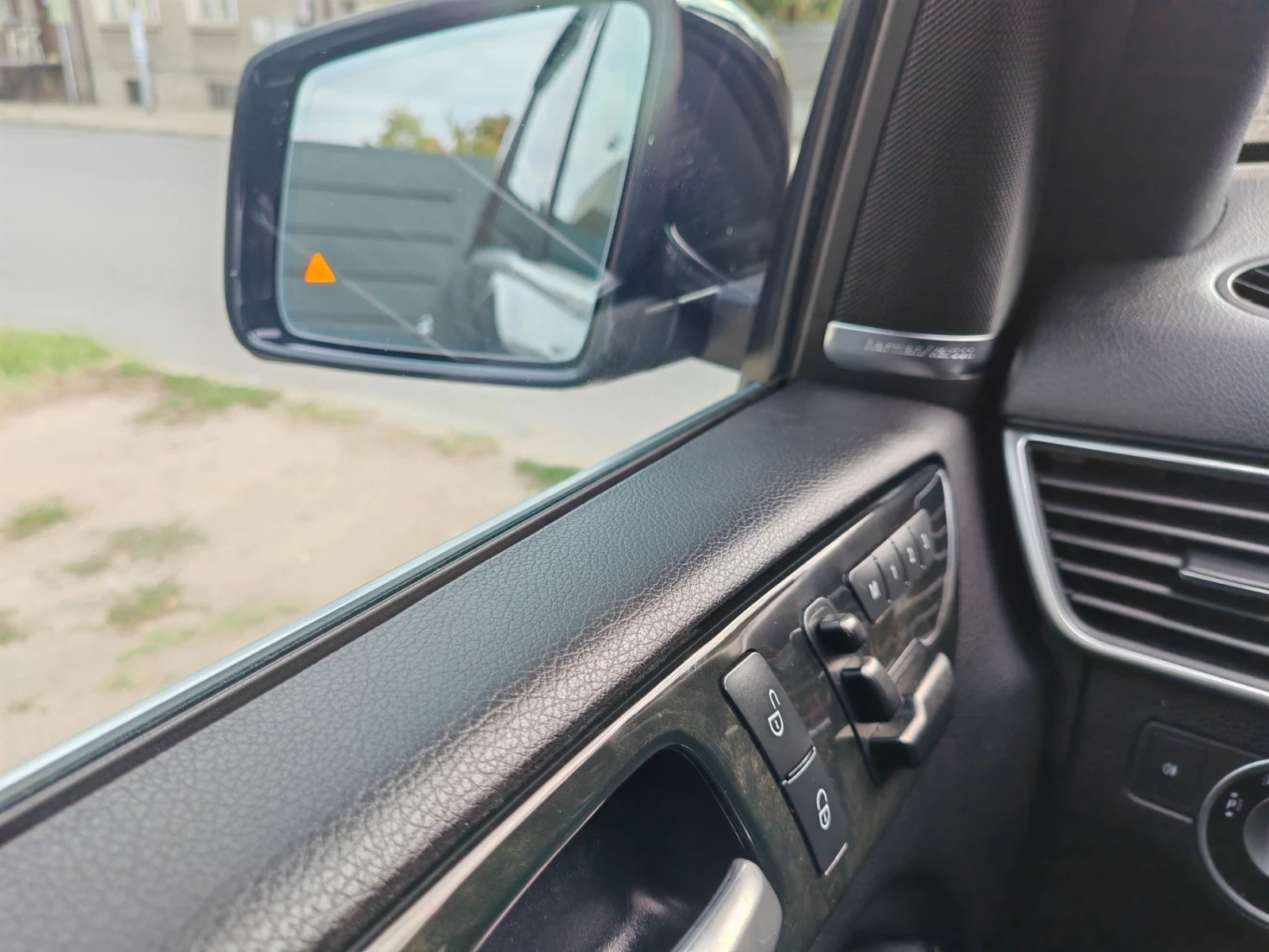 Mercedes-Benz ML 350 Bluetec AMG, 360 камера, 146000км - изображение 9