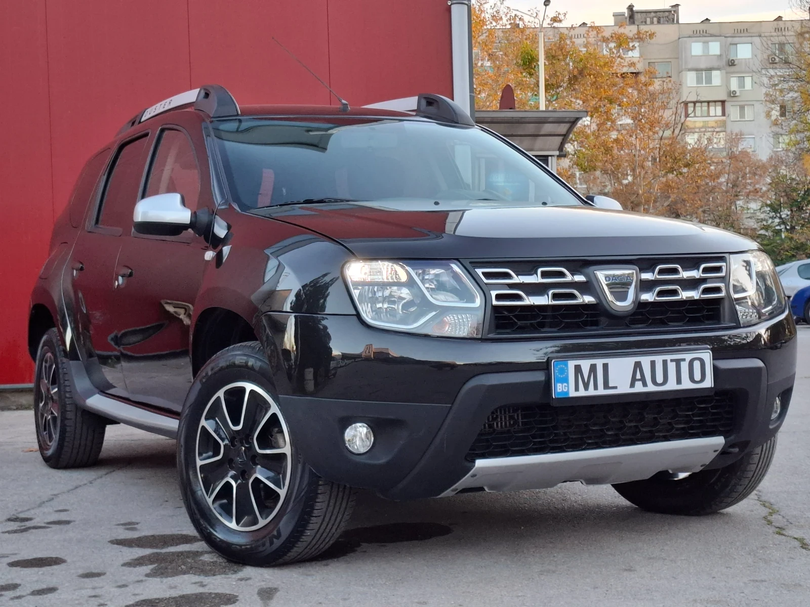 Dacia Duster 1.5dCi * 4x4 * КЛИМАТИК * ИТАЛИЯ * НАВИ *  - изображение 4