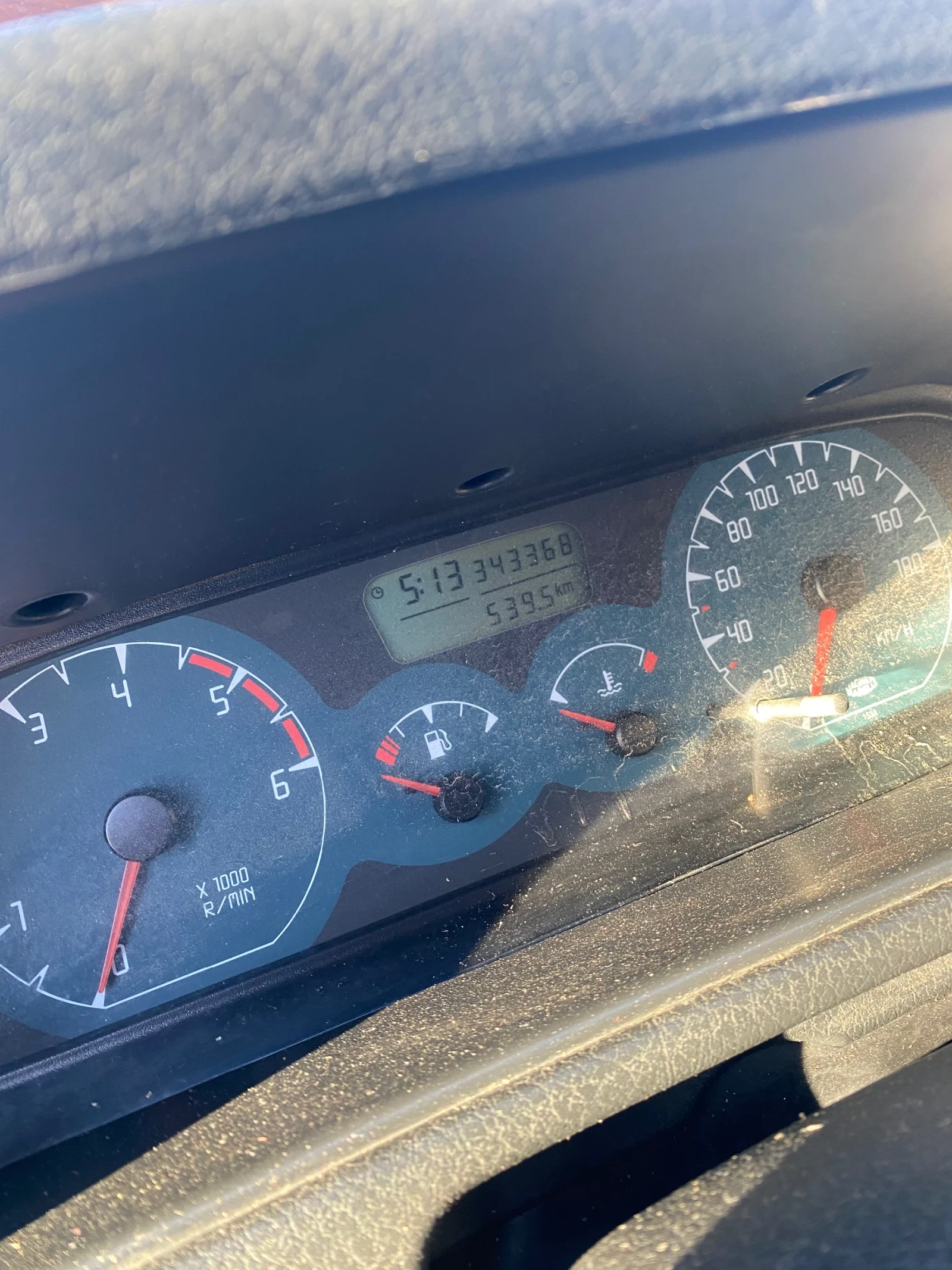 Nissan Terrano 2.7 TDi  | Mobile.bg   11