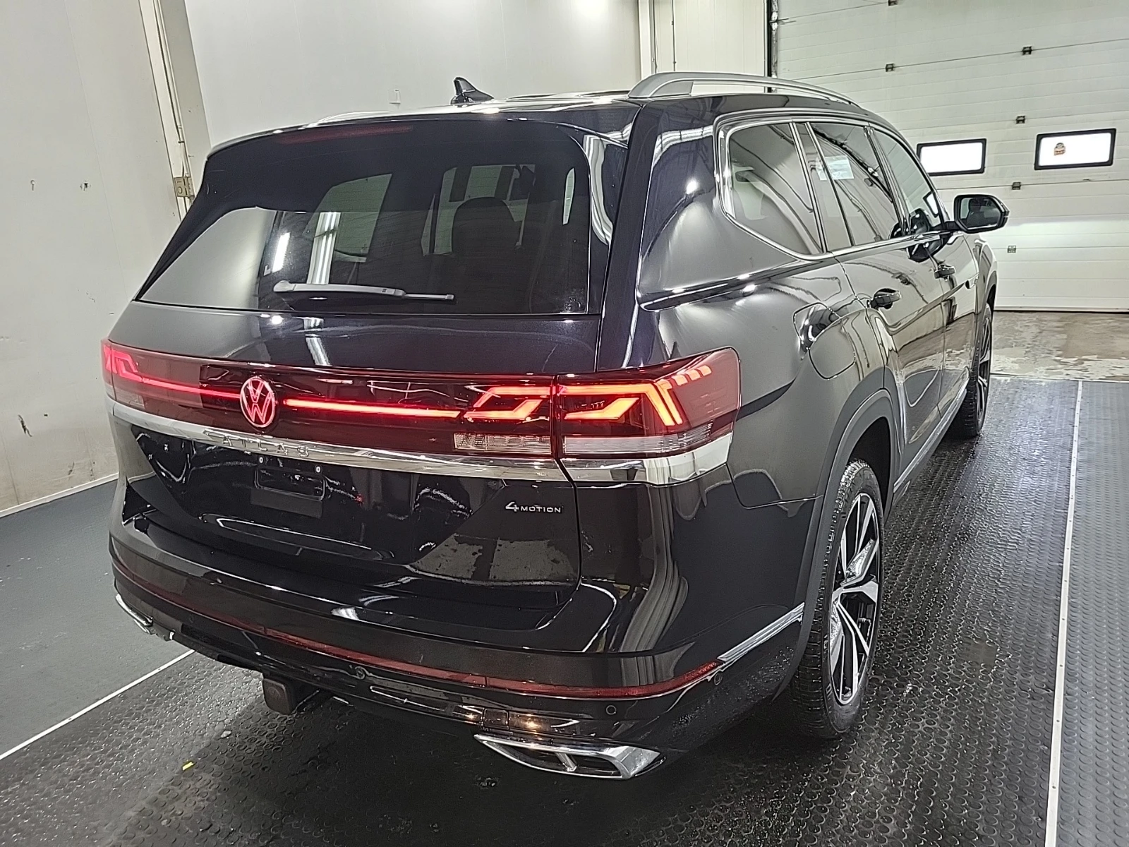 VW Atlas EXECLINE * CARFAX* ОПЦИЯ ЗА ФИНАНСИРАНЕ*  - изображение 4