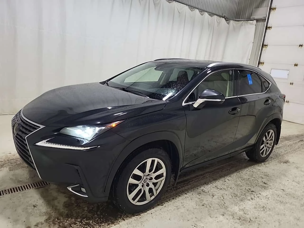Lexus NX * 300 * CARFAX * ��� ������������ ������ | Mobile.bg � ����������� 1