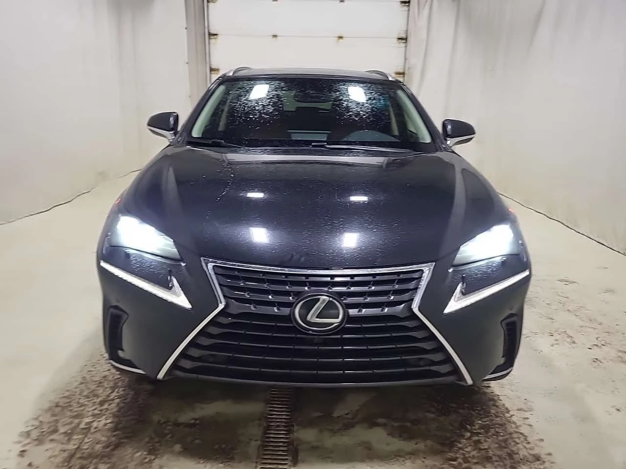 Lexus NX * 300 * CARFAX * БЕЗ ПЪРВОНАЧАЛНА ВНОСКА - изображение 8