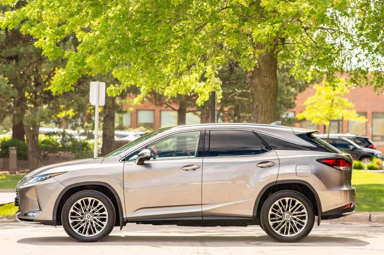 Lexus RX 450h CARFAX, снимка 2 - Автомобили и джипове - 55665662