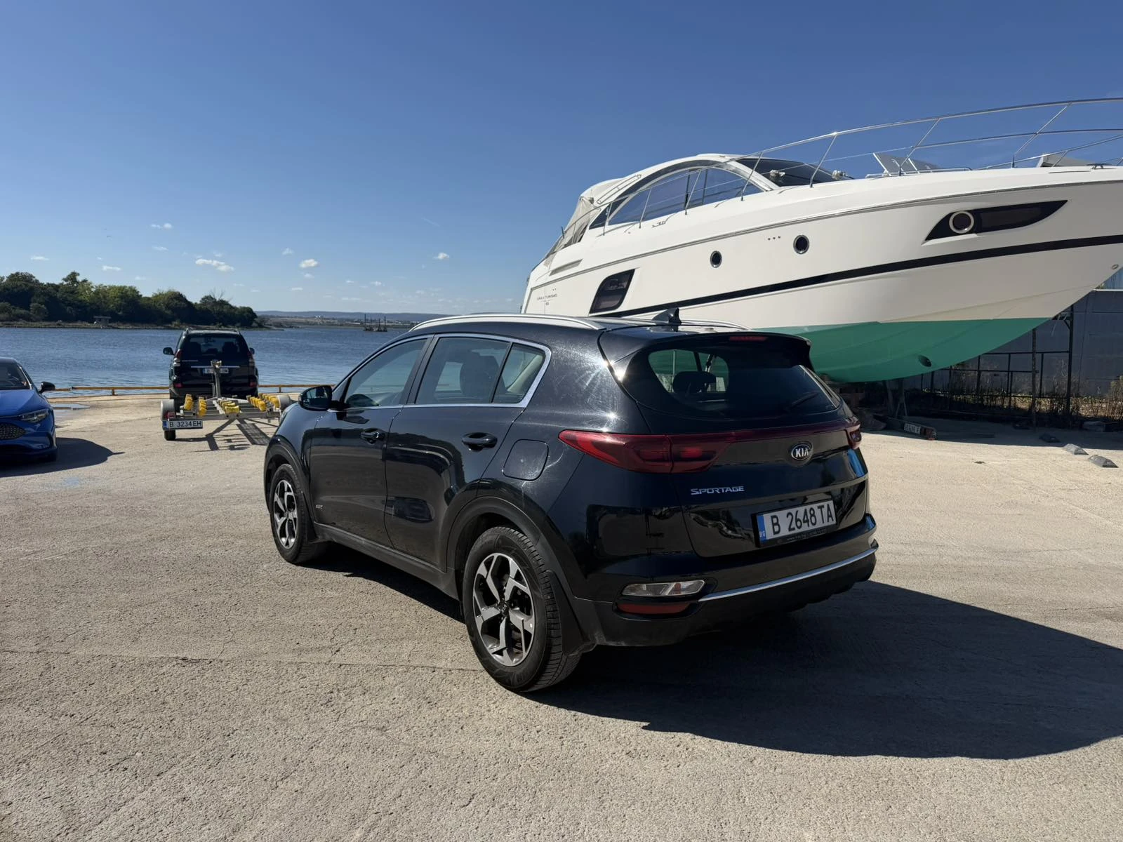 Kia Sportage, снимка 3 - Автомобили и джипове - 55992104