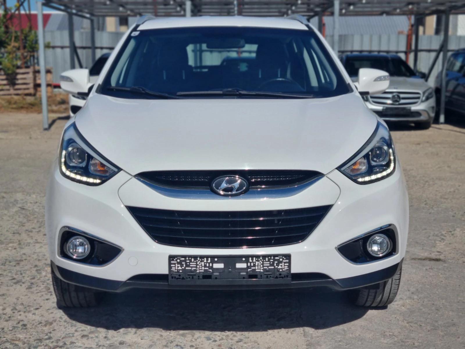 Hyundai IX35 2.0 CRDi 4x4, снимка 2 - Автомобили и джипове - 56357892
