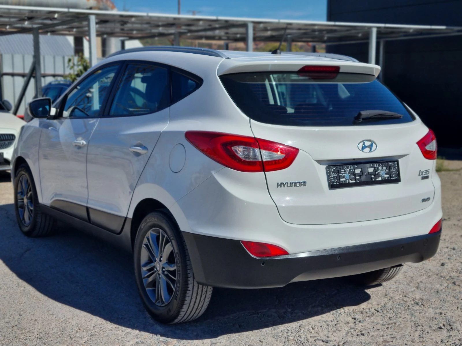 Hyundai IX35 2.0 CRDi 4x4, снимка 6 - Автомобили и джипове - 56357892