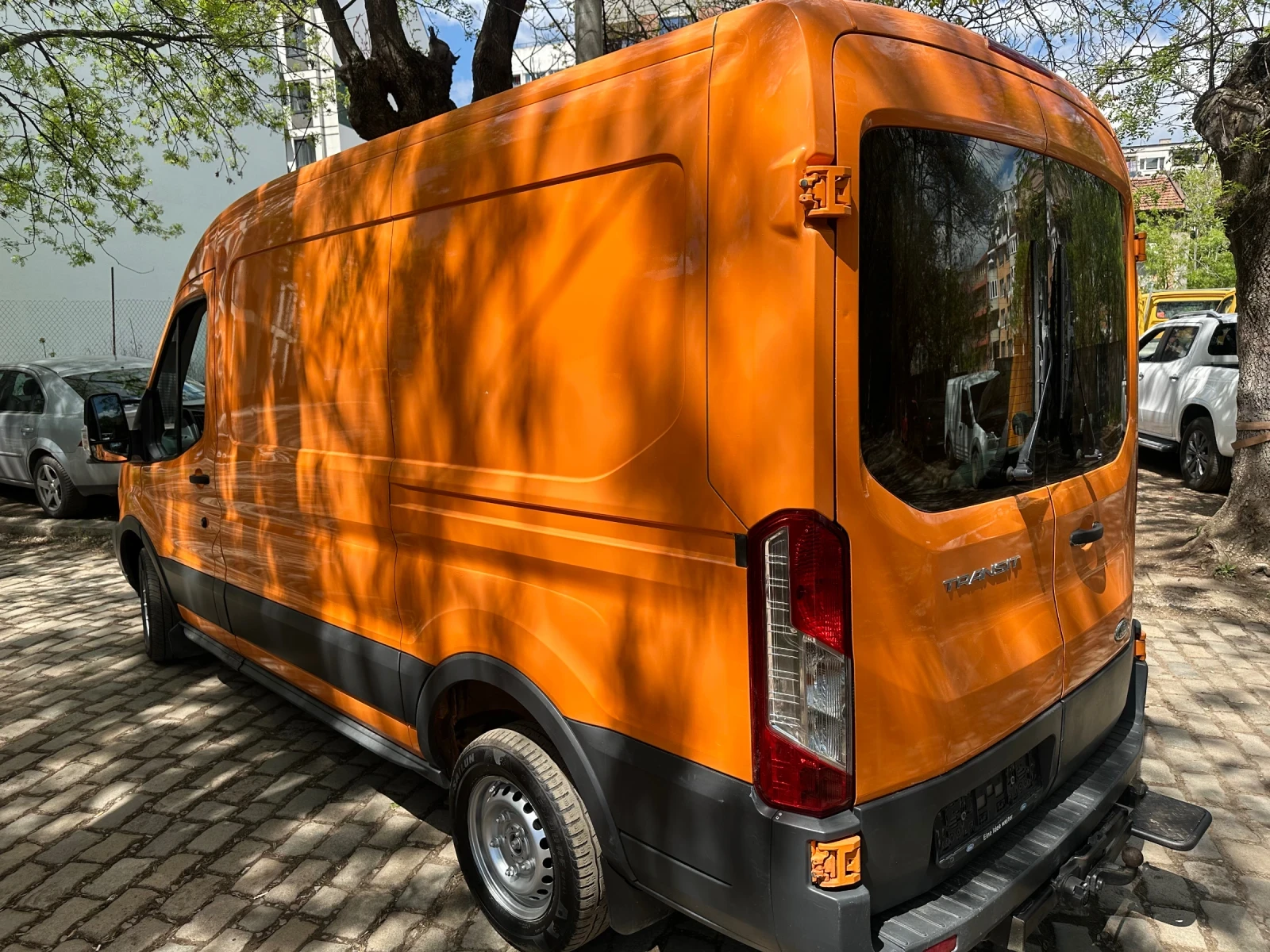 Ford Transit 2.2TDCI, Климатик, снимка 6 - Бусове и автобуси - 54495962