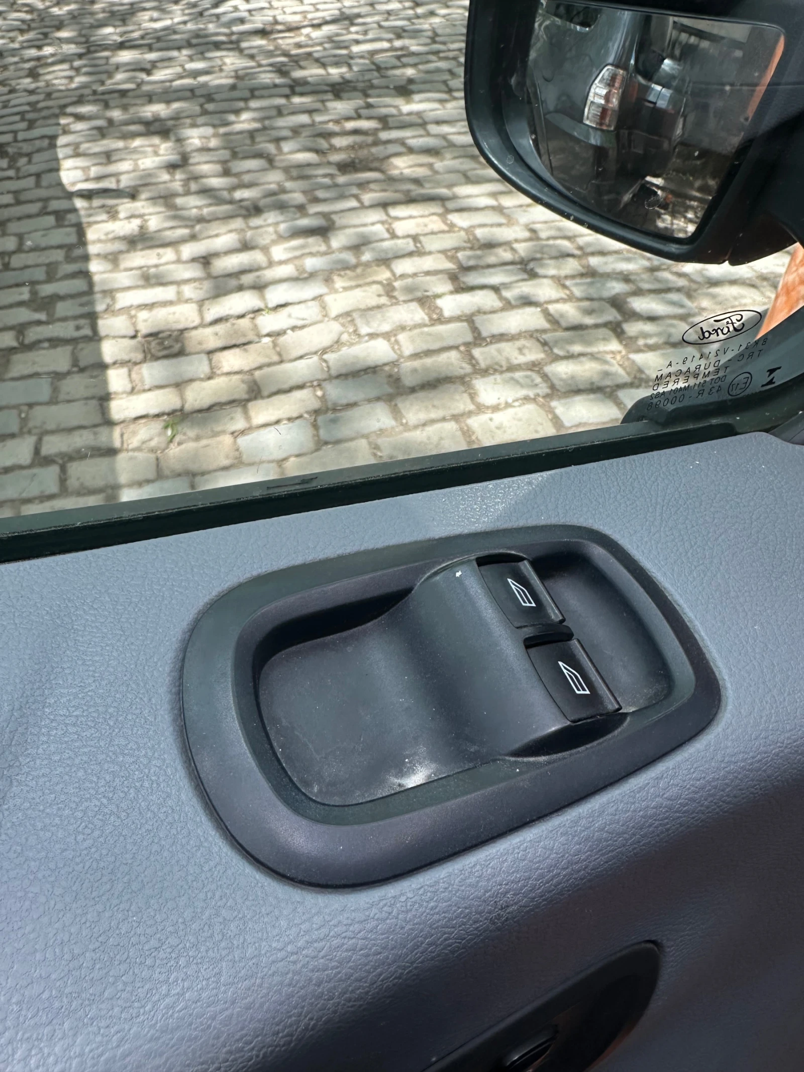Ford Transit 2.2TDCI, Климатик, снимка 8 - Бусове и автобуси - 54495962