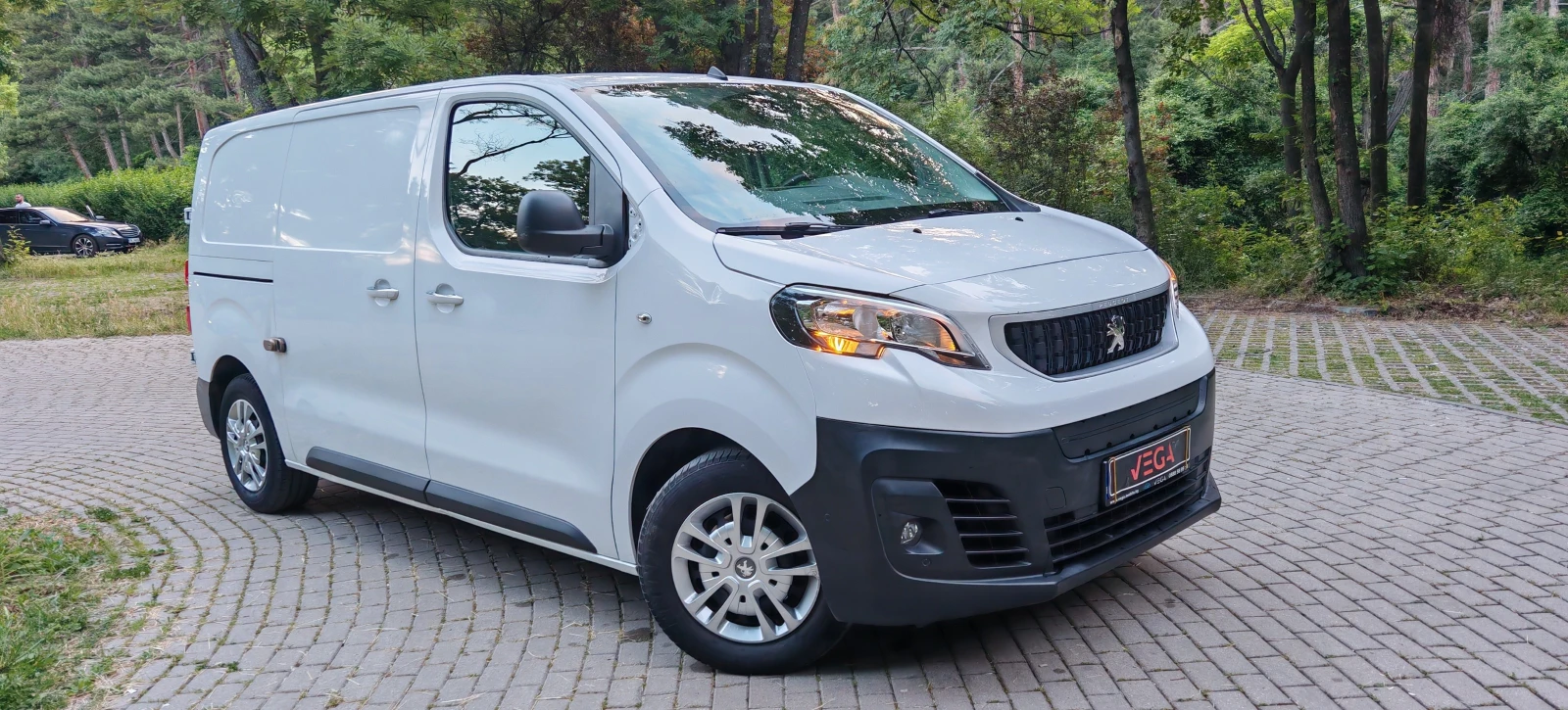 Peugeot Expert 75kw/h 55 000 km, снимка 3 - Бусове и автобуси - 54936126