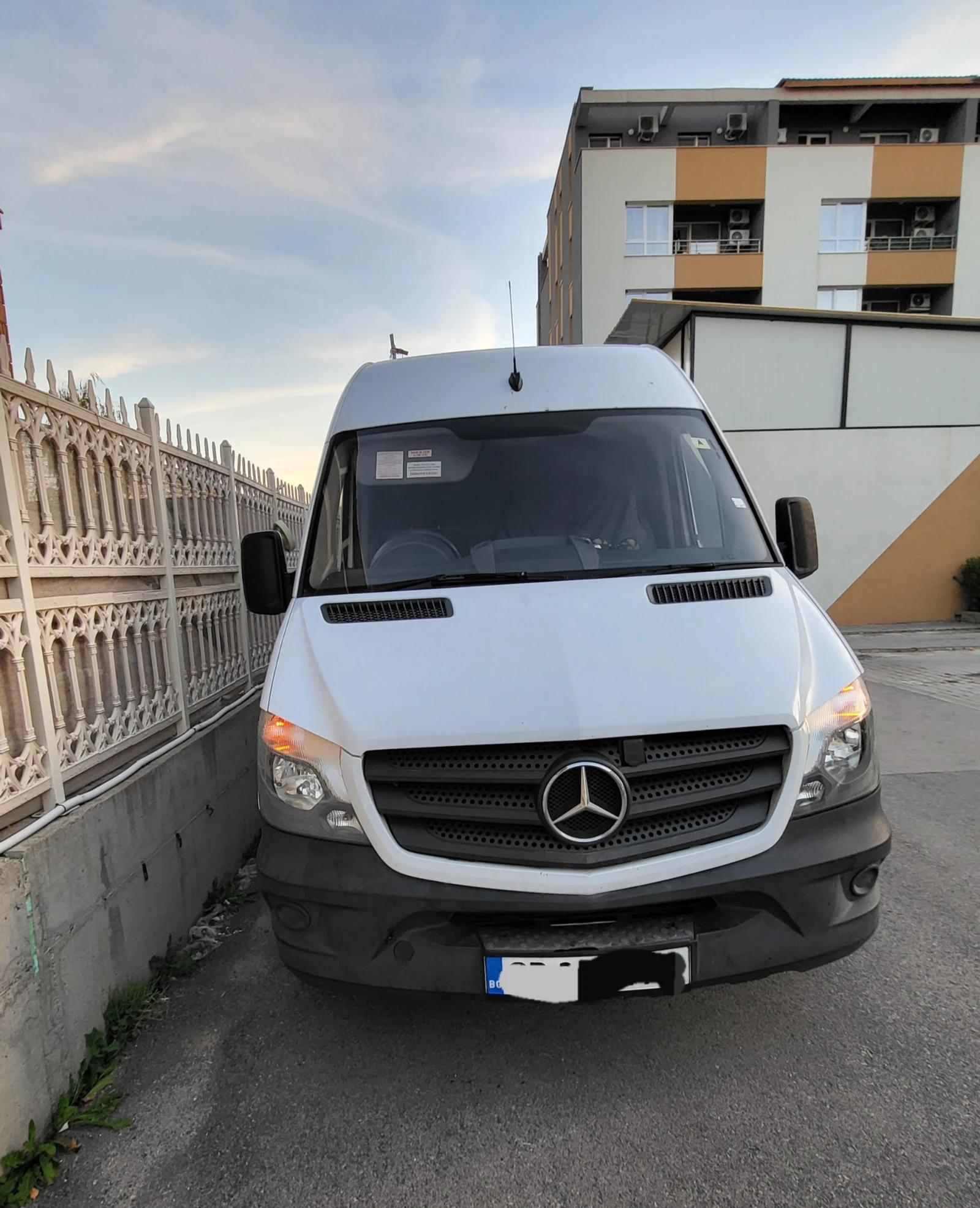Mercedes-Benz 310 ВОЛАН: ДЕСЕН