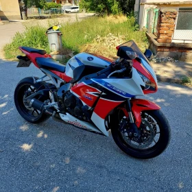 Обява за продажба на Honda Cbr CBR1000R ~13 700 лв. - изображение 1