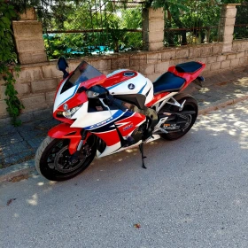 Обява за продажба на Honda Cbr CBR1000R ~13 700 лв. - изображение 1