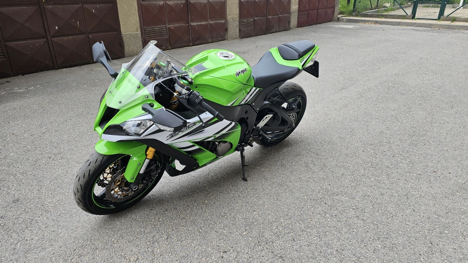 Kawasaki Ninja ZX10R 30th anniversary edition | Mobile.bg   14