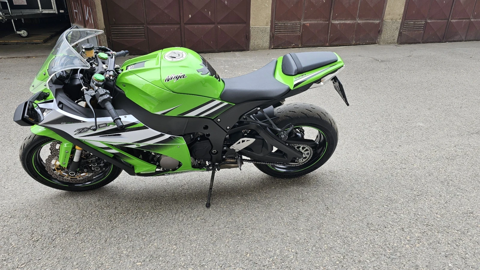 Kawasaki Ninja ZX10R 30th anniversary edition | Mobile.bg   13
