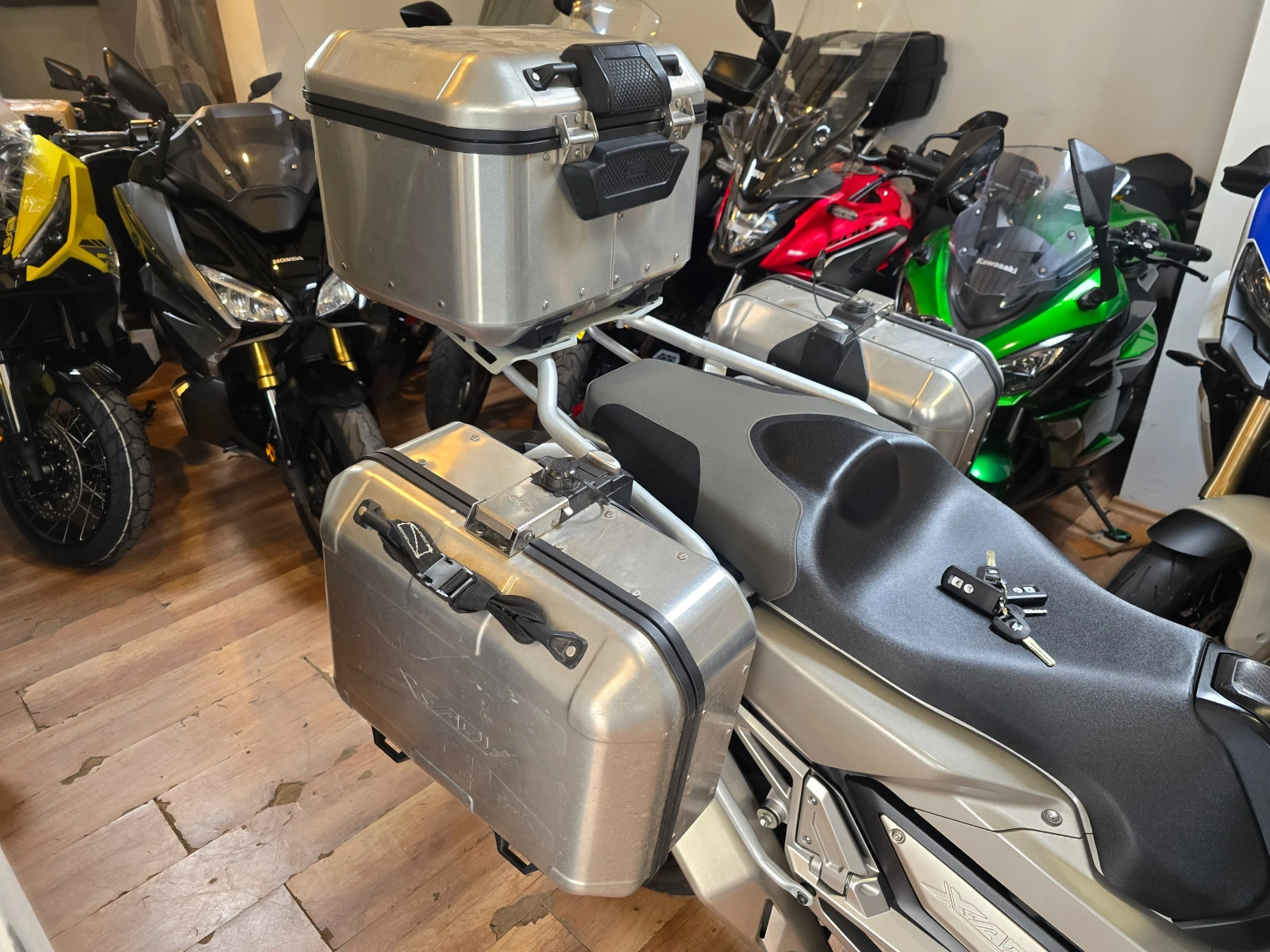 Honda X-ADV 750i ABS + TRC+ Travel Pack  | Mobile.bg   9