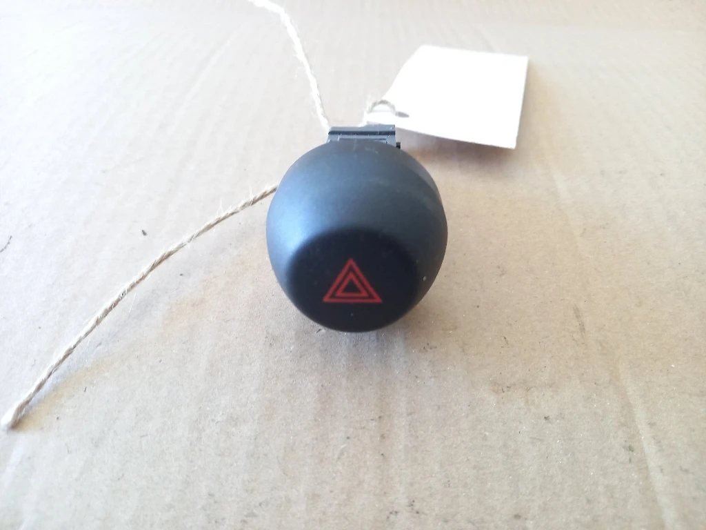    4 (6) | Mobile.bg   1