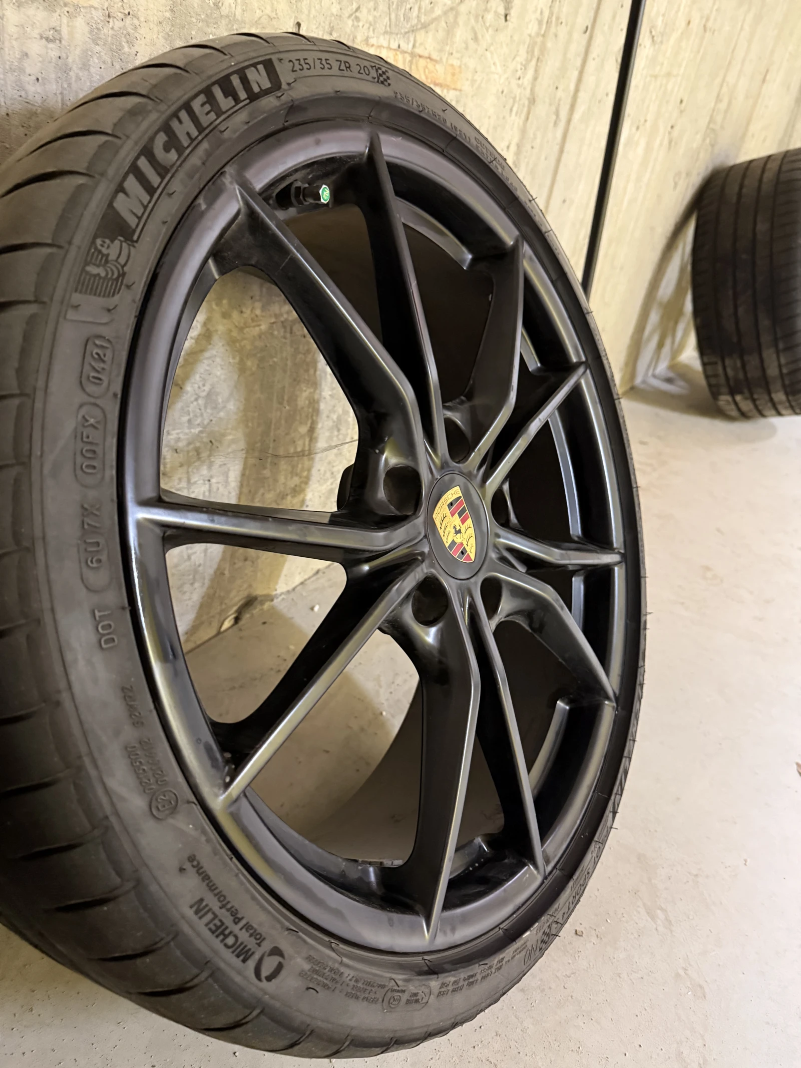 Гуми с джанти Michelin 265/35R20