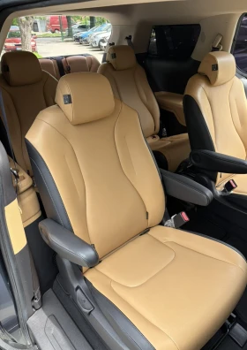 Kia Carnival 2.2 CRDI l Noblesse 8+ 1 ДДС - Налични 2 бр. в БГ, снимка 7
