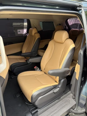 Kia Carnival 2.2 CRDI l Noblesse 8+ 1 ДДС - Налични 2 бр. в БГ, снимка 6