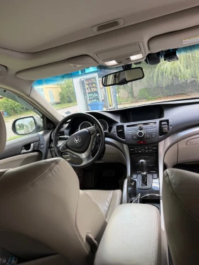 Honda Accord Executive + , снимка 8