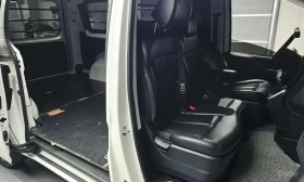 Hyundai Staria * Cargo 3 Seater* АВТОКРЕДИТ БЕЗ ПЪРВОНАЧАЛНА* , снимка 11