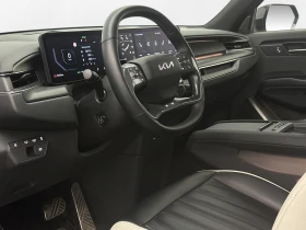 Kia EV9 9.8 kWh* GT-Line* 7-sits* CCS* Pano* 360 | Mobile.bg    10