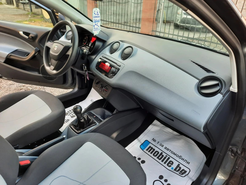Seat Ibiza 1.2i, снимка 14 - Автомобили и джипове - 44863505