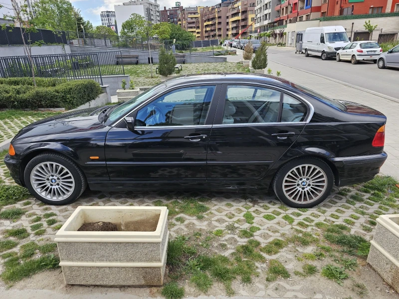 BMW 330, снимка 4 - Автомобили и джипове - 47733051