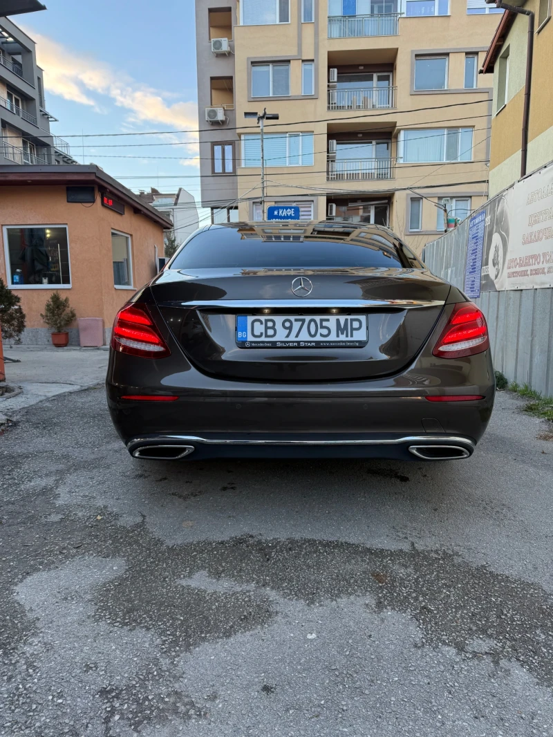 Mercedes-Benz E 220 108000 !!!, снимка 6 - Автомобили и джипове - 48360572