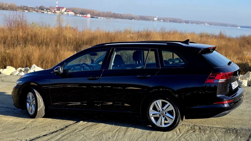 VW Golf GOLF 8 SW 2.0 TDI 115HP DSG7 LIFE, снимка 6 - Автомобили и джипове - 48446317