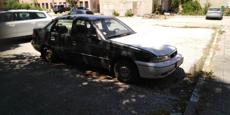 Daewoo Nexia 1.5 iбензин, климатик , снимка 2 - Автомобили и джипове - 52581509