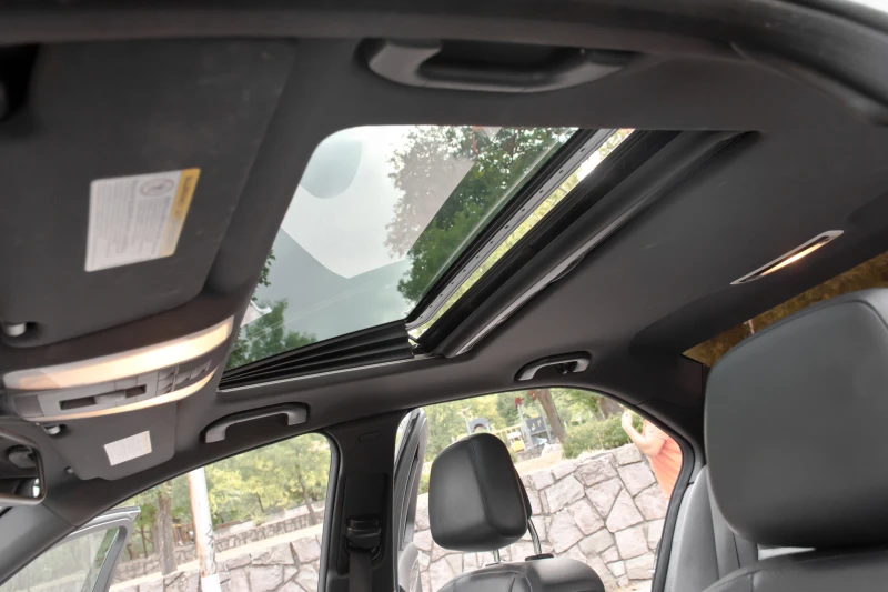 Mercedes-Benz C 350 AMG 4Matic, снимка 14 - Автомобили и джипове - 51904871