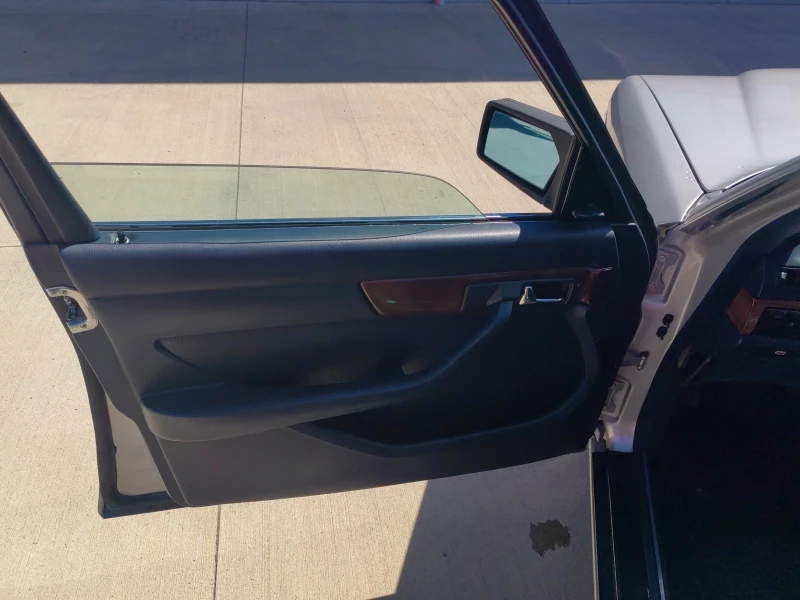 Mercedes-Benz 126, снимка 10 - Автомобили и джипове - 51921898