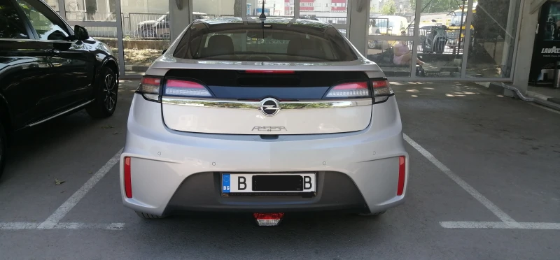 Opel Ampera Plug-in hybrid, снимка 5 - Автомобили и джипове - 52397152