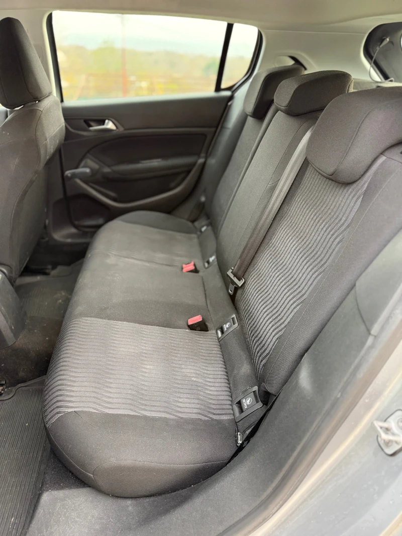 Peugeot 308 1.6 BlueHdi 120hp 4-5л/100км 161000км Редовна, снимка 10 - Автомобили и джипове - 52728156