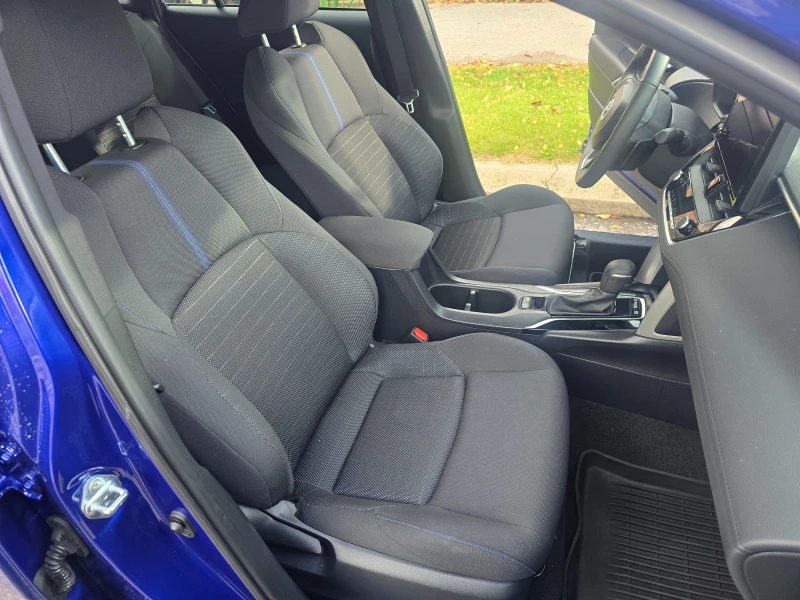 Toyota Corolla Cross Hybrid 2.0i 4x4, снимка 15 - Автомобили и джипове - 52776958