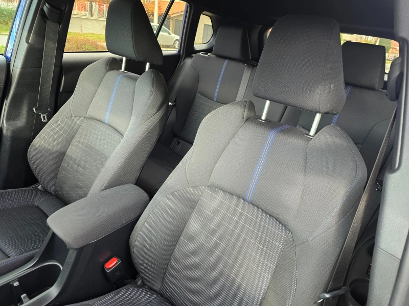 Toyota Corolla Cross Hybrid 2.0i 4x4, снимка 9 - Автомобили и джипове - 52776958