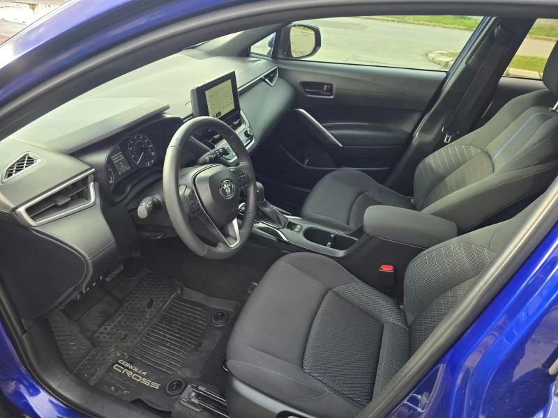 Toyota Corolla Cross Hybrid 2.0i 4x4, снимка 8 - Автомобили и джипове - 52776958