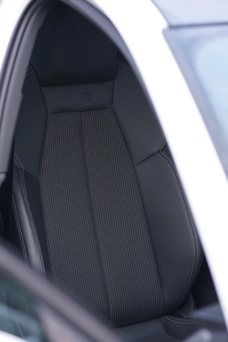 Audi A3 S line MATRIX, снимка 12 - Автомобили и джипове - 52860606