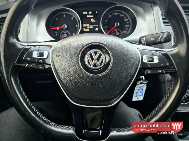 VW Golf * TDI Certified Loaded Well Maintained * CARFAX * , снимка 8 - Автомобили и джипове - 52924104