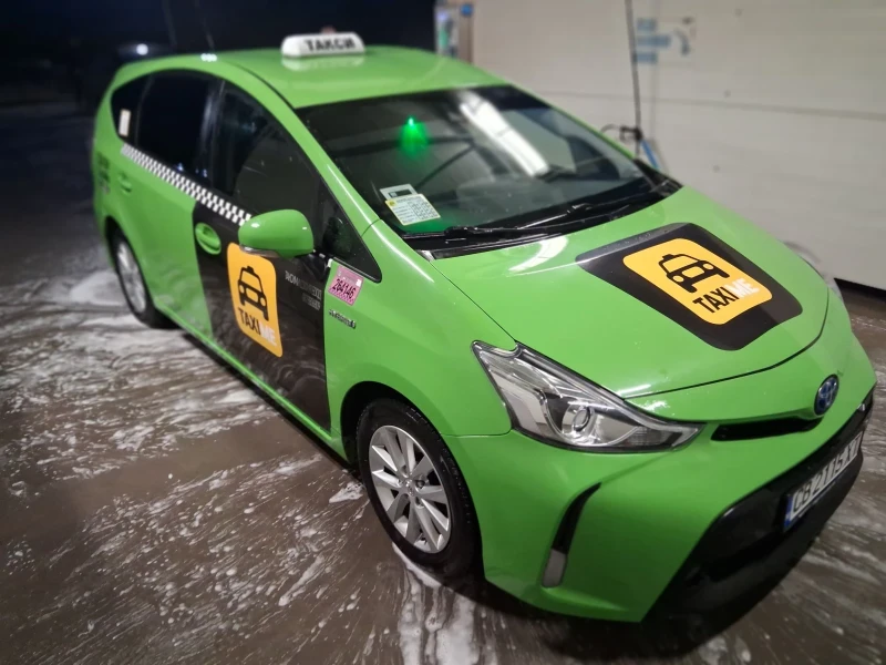 Toyota Prius 1.8 Hybrid на газ, снимка 2 - Автомобили и джипове - 53374163