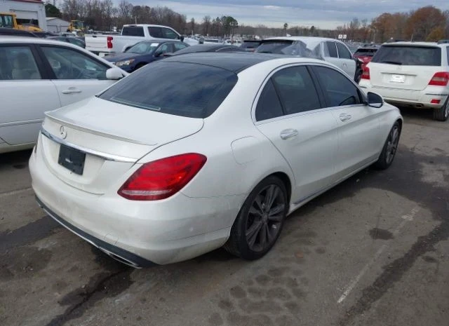 Mercedes-Benz C 300, снимка 4 - Автомобили и джипове - 49060343