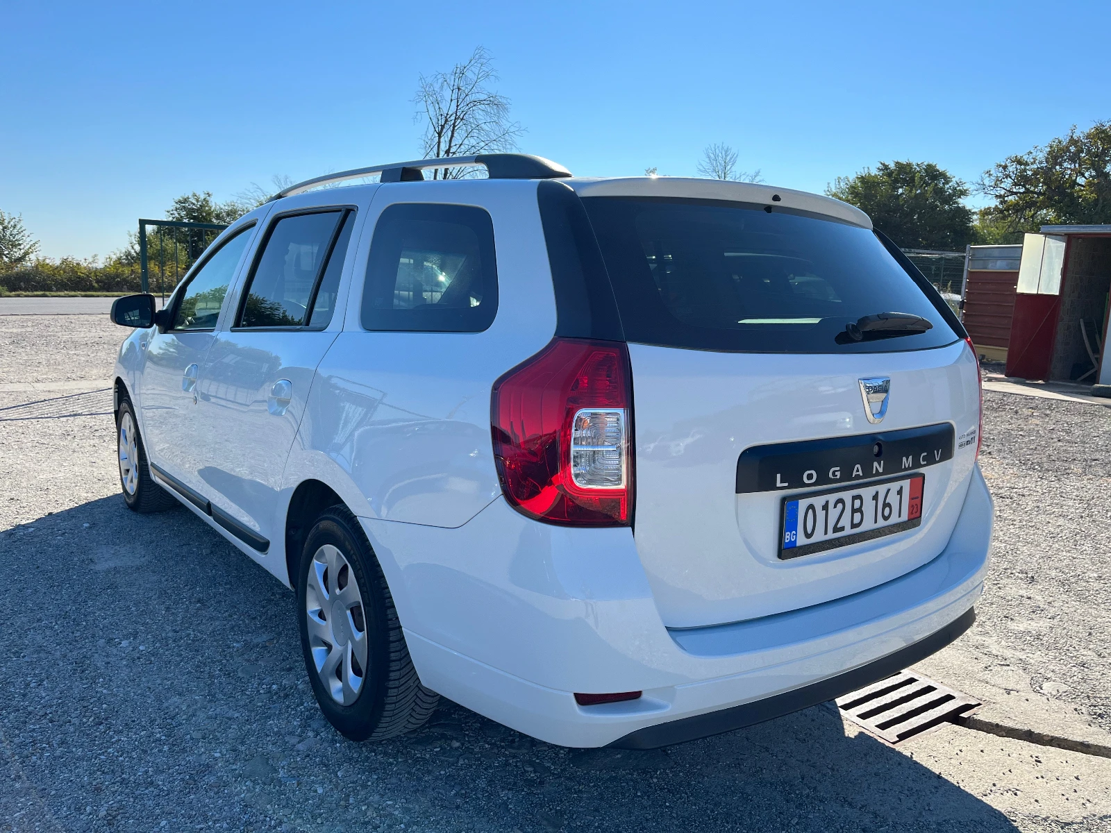 Dacia Logan Mcv 1.5dci 90k.c Нави евро 5 - изображение 4