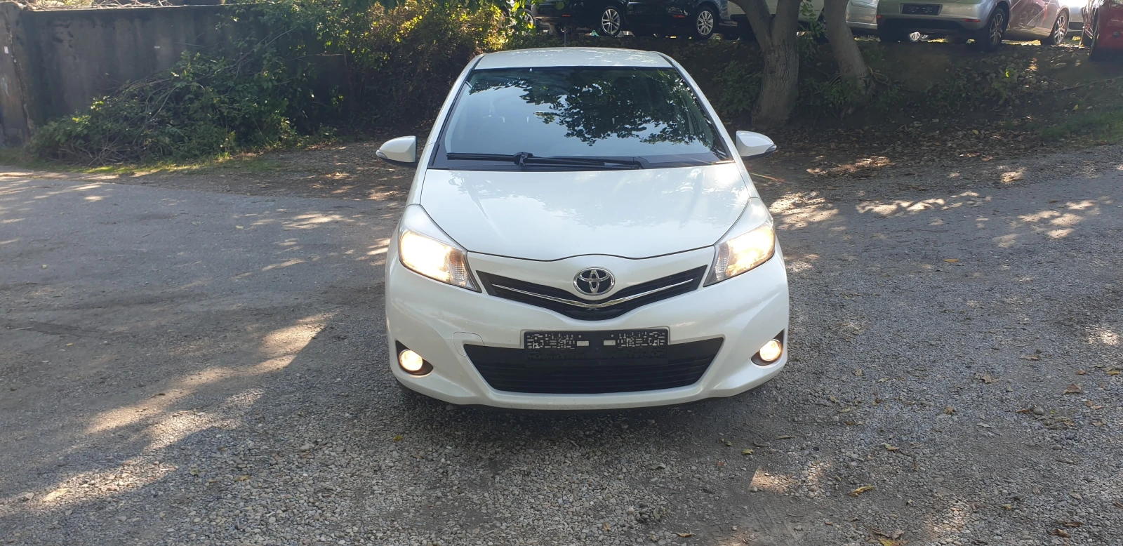 Toyota Yaris 1.3VVT-I Л.ДЖАНТИ КАМЕРА - изображение 2