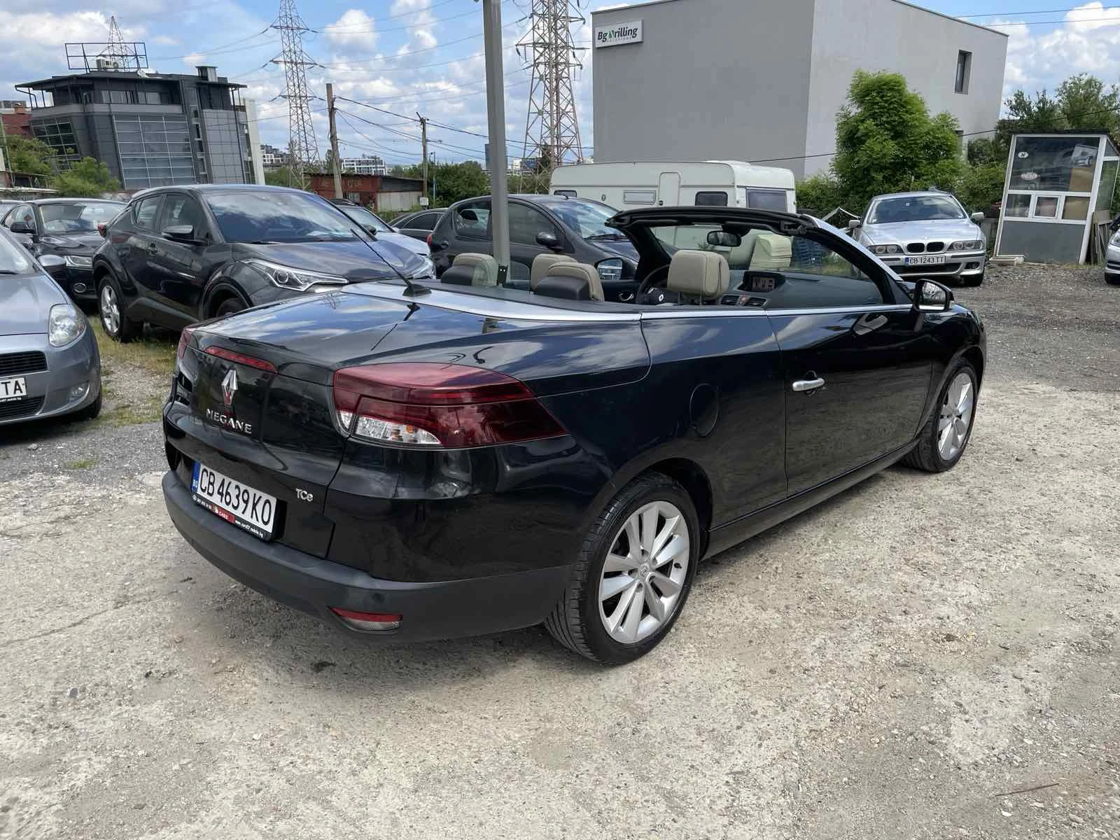 Renault Megane 1.4ТCE KAБРИО - изображение 3