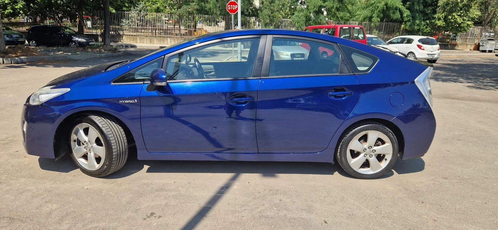 Toyota Prius  | Mobile.bg   15